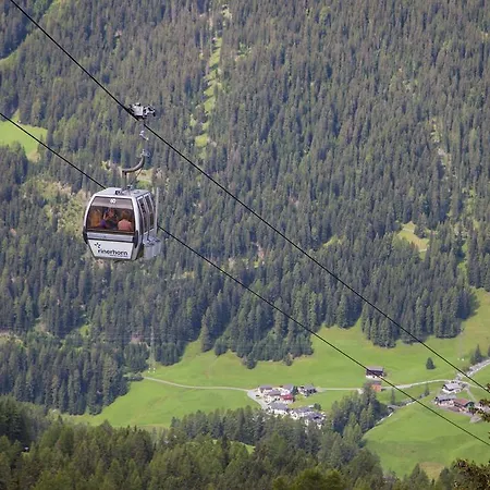 Boutique-hotel Garni Bellevue Davos 3*