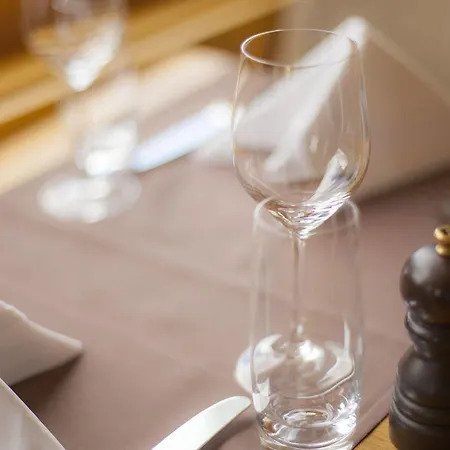 Boutique-hotel Garni Bellevue Davos فندق Wiesen