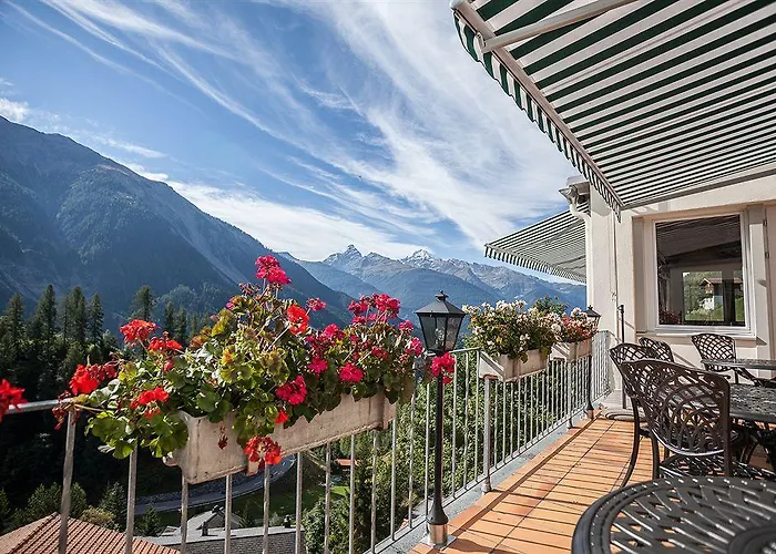 Отель Boutique-hotel Garni Bellevue Davos 3*