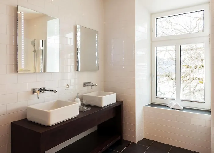 Boutique-hotel Garni Bellevue Davos Отель Визен