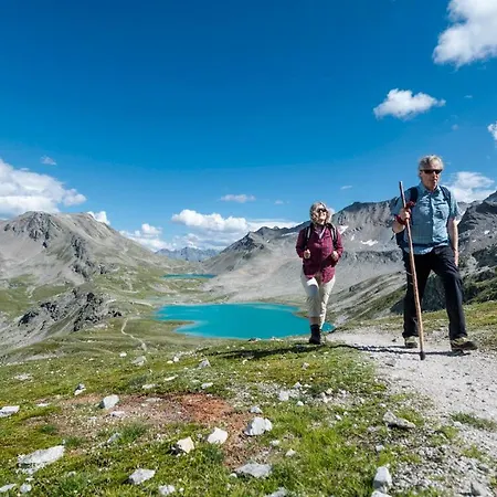 Boutique-hotel Garni Bellevue Davos 酒店 3*