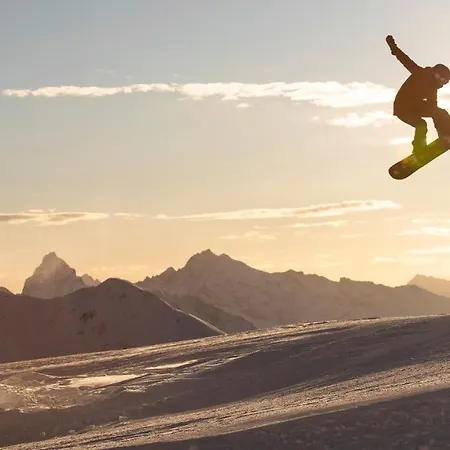 Boutique-hotel Garni Bellevue Davos 酒店 3*