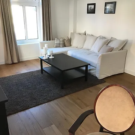 Boutique-hotel Garni Bellevue Davos 维森