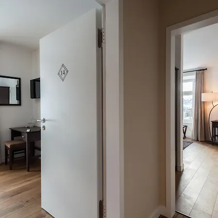 酒店 Boutique-hotel Garni Bellevue Davos 维森